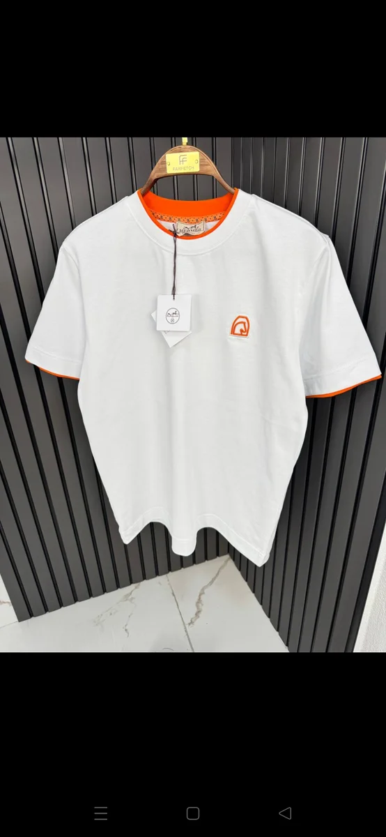 Sıfır yaka t-shirt